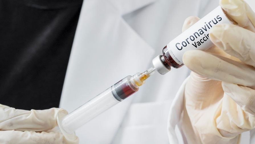 У США почали укладати договори на поставку вакцин