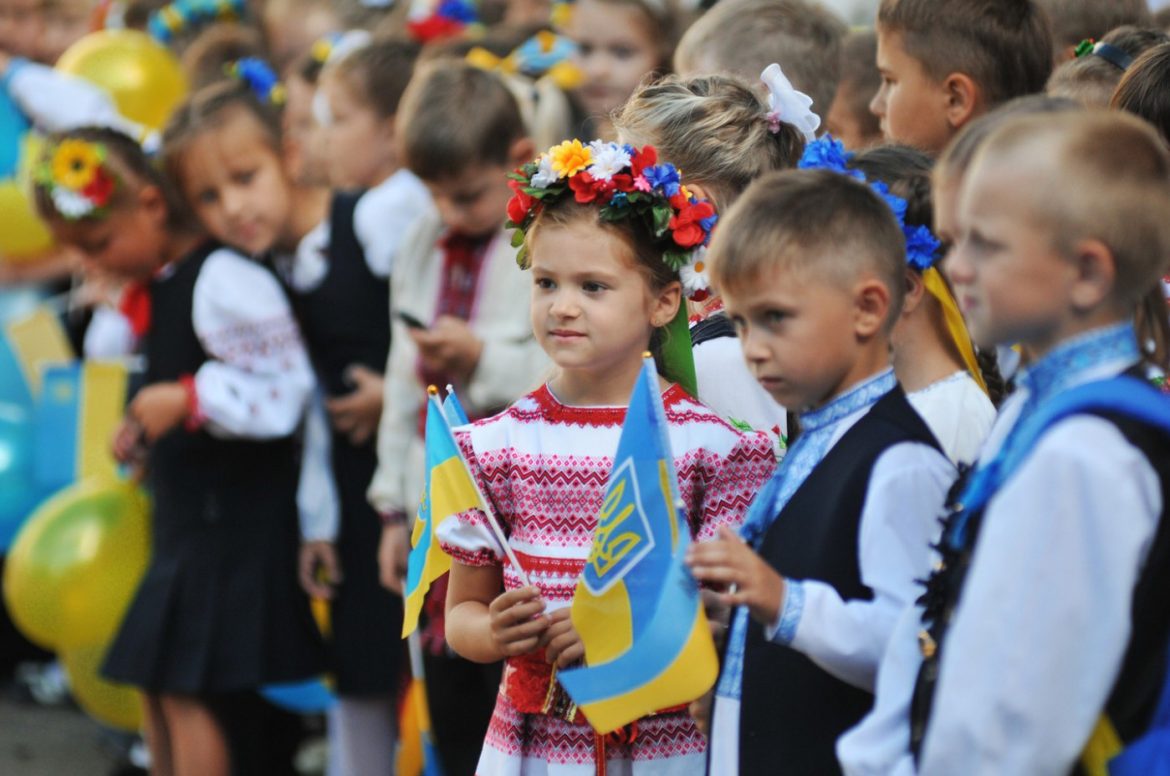 Інтерв’ю української першокласниці стало міжнародним мемом (Відео)