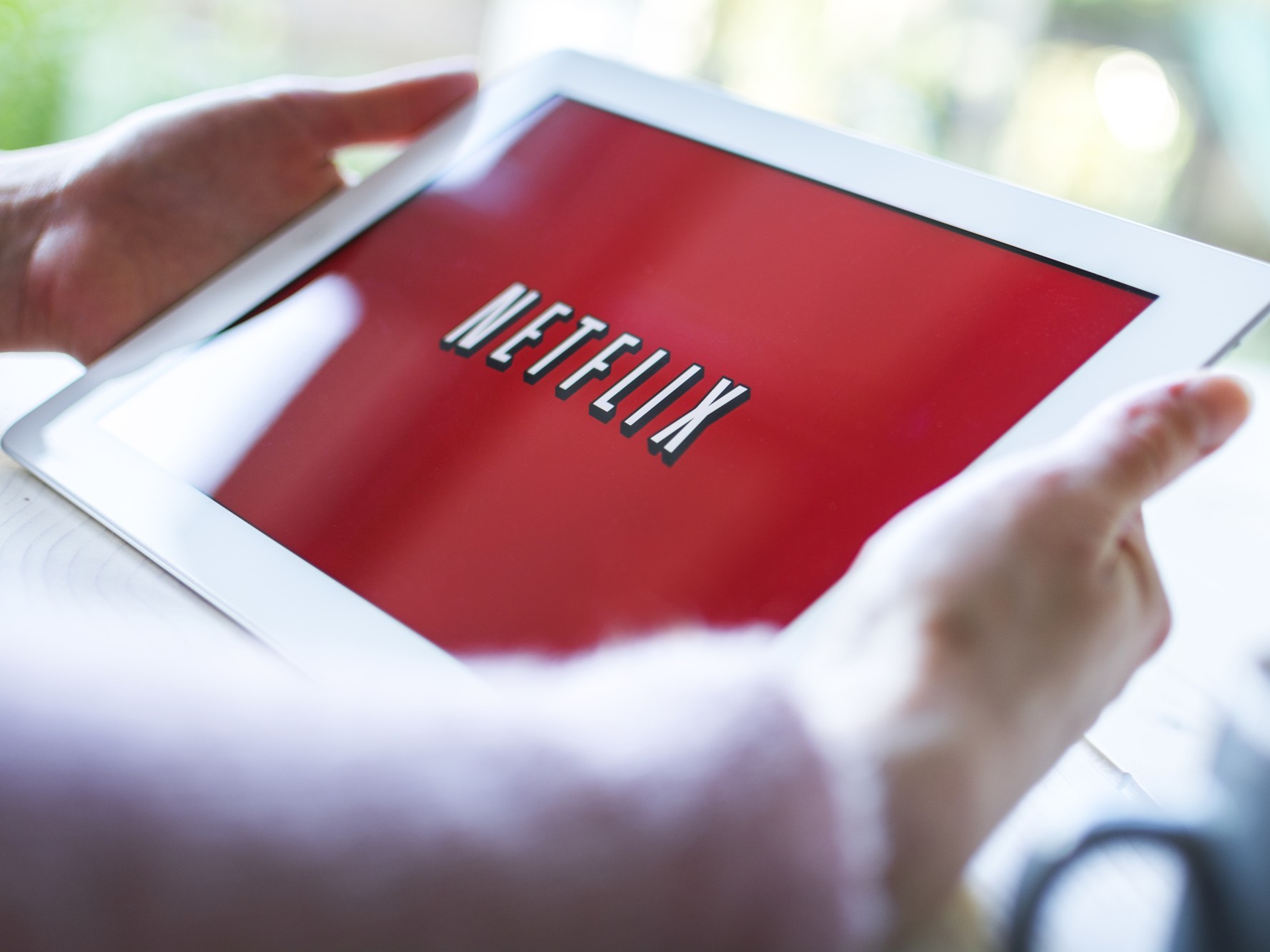 Контент Netflix дублюватимуть українською