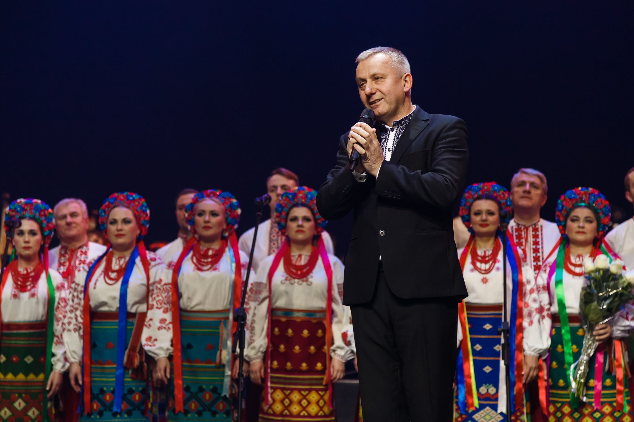 Святкові вітання з нагоди другої річниці виходу в ефір мистецької програми «Час української пісні» , створеної на Ethno Fm Radio