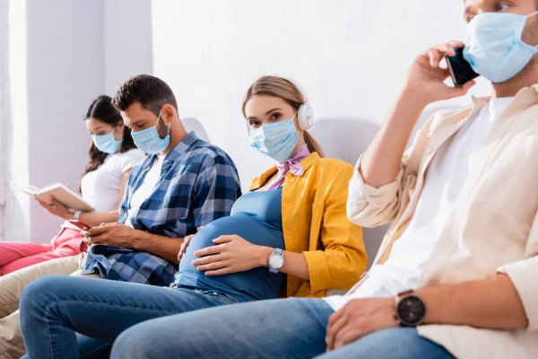 В Україні назвали вакцину, якою рекомендують щеплювати вагітних