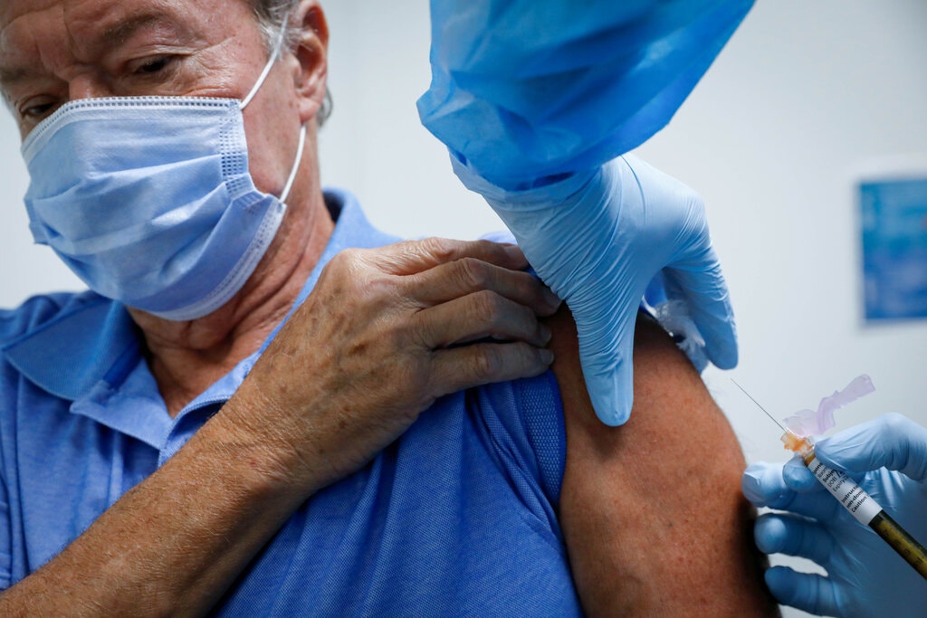 У Pfizer прокоментували смерть українця після вакцинації їхнім препаратом
