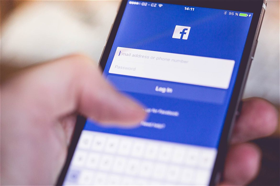 Facebook та Instagram відновлюють роботу