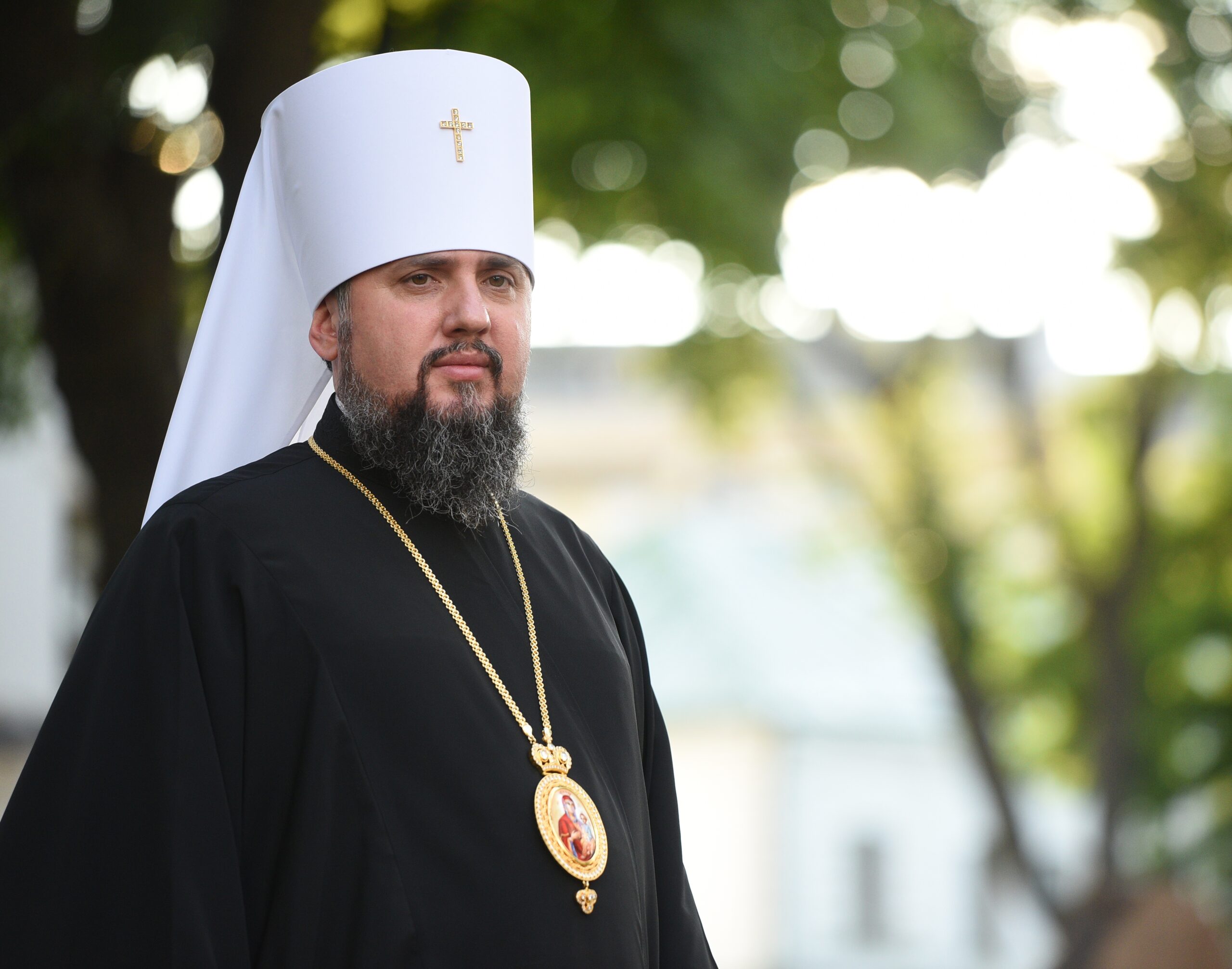 В Україні названо релігійних лідерів, яким довіряють українці