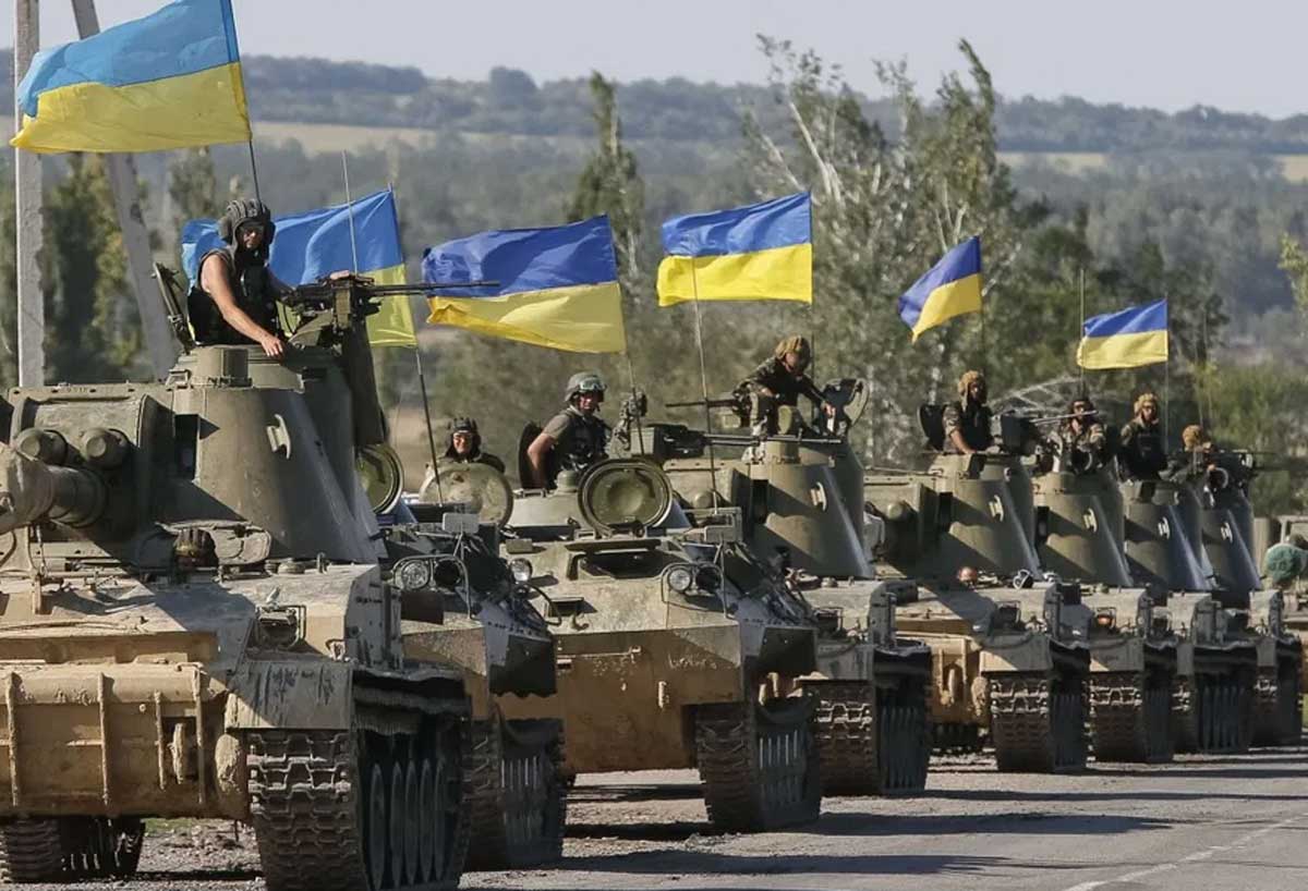 ВАЖЛИВО! В Україні лунають вибухи - введено воєнний стан