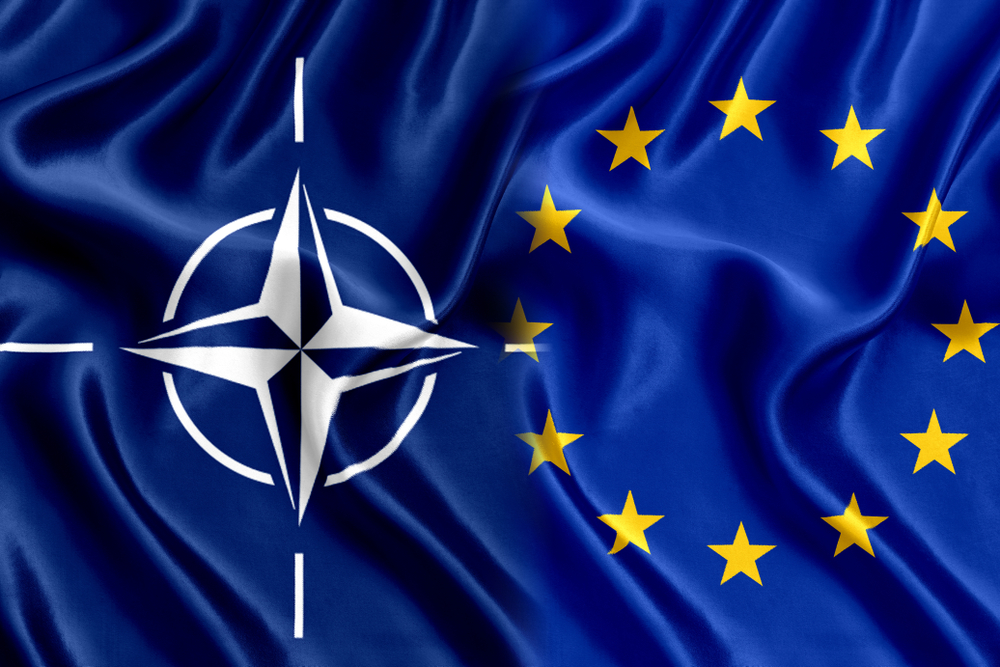 Рекордна кількість українців підтримує вступ до ЄС, підтримка членства в НАТО знижується