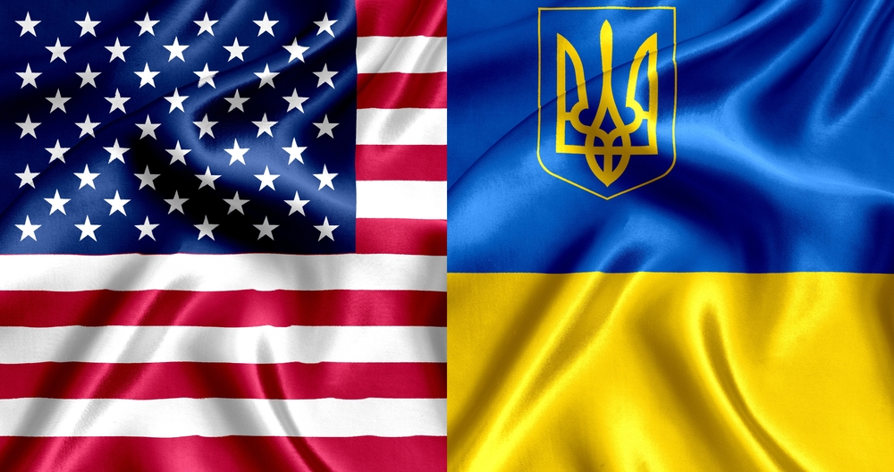 Uniting for Ukraine: як діє програма, яка допомагає українським біженцям в’їхати до США