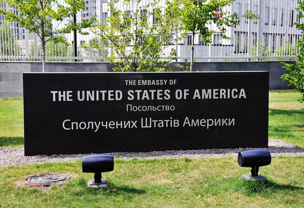 Дипломати США відновлюють діяльність в Україні