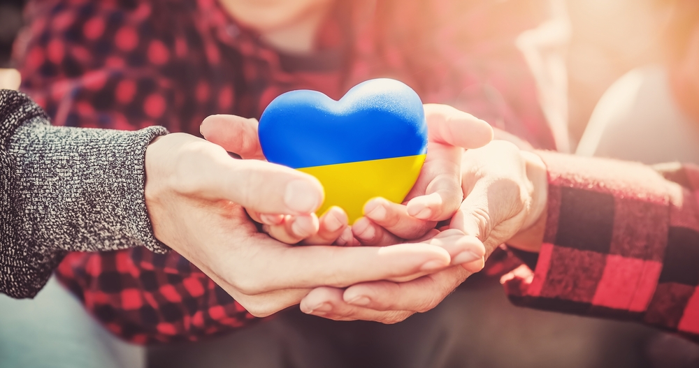 Маленька некомерційна група з США зібрала 57 мільйонів доларів для України