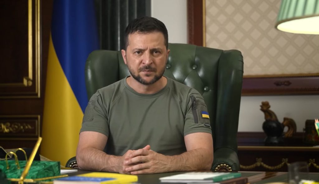 «Без світла чи без вас? Без вас!»: потужне звернення Зеленського після атак на українські ТЕЦ