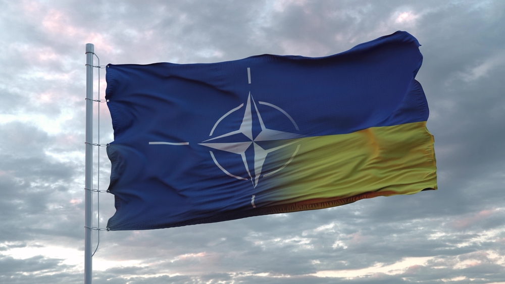 Чиновники з НАТО та Китаю влаштували публічну суперечку через війну в Україні