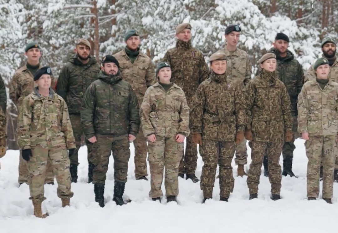 Військові НАТО надіслали сезонні привітання, заспівавши «Щедрик». Відео