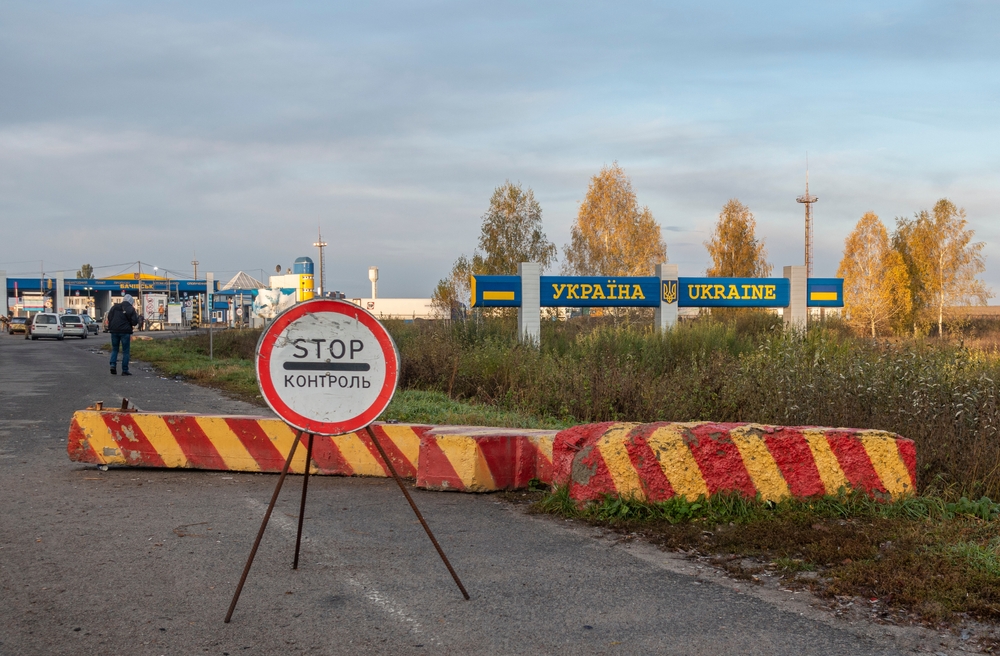 Україна розірвала угоду з Росією про порядок перетину кордону