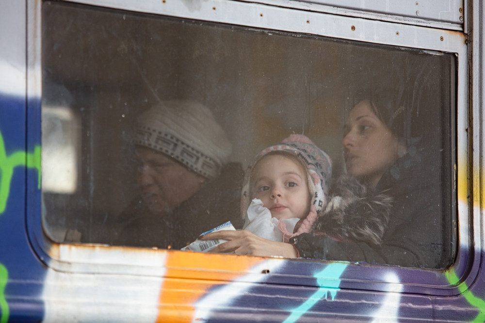 Шахраї націлені на українських біженців, які шукають порятунку в США