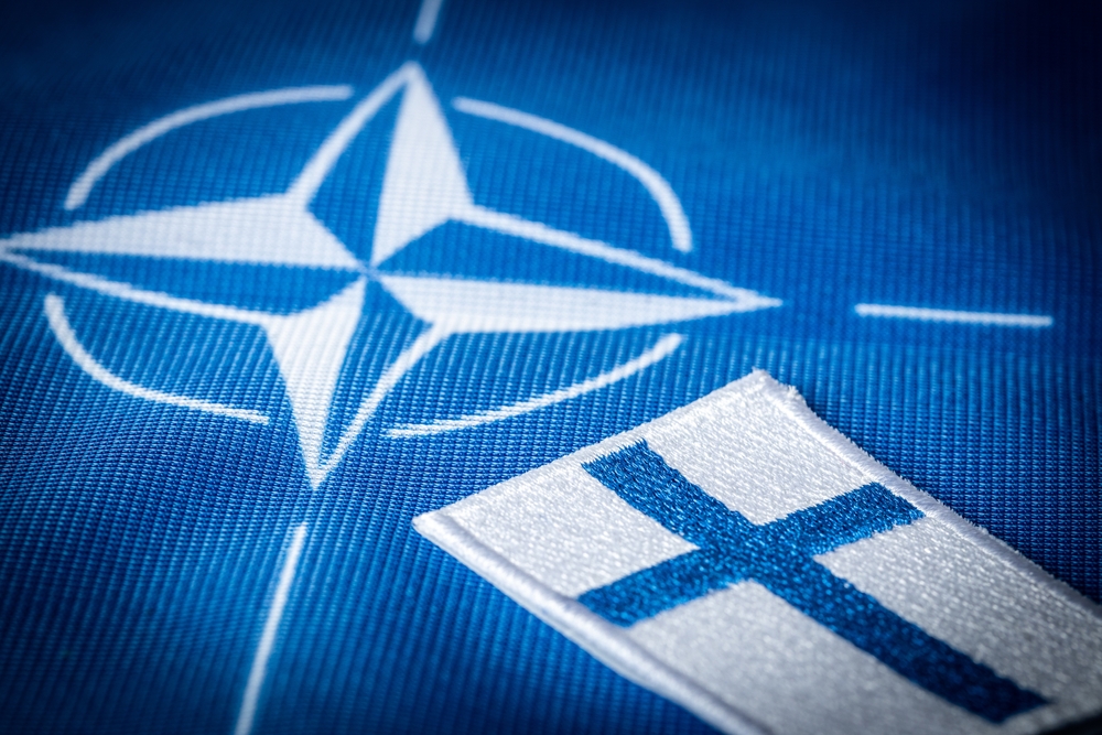 Через війну в Україні Фінляндія офіційно стала членом НАТО