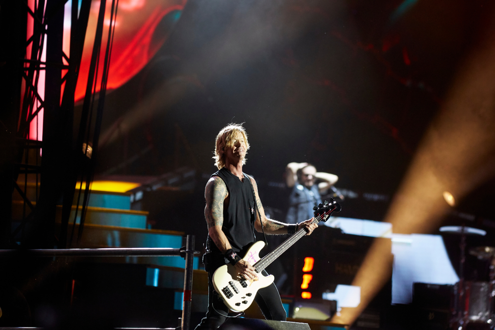 Гурт Guns N’ Roses присвятив першу пісню світового туру українцям. Відео
