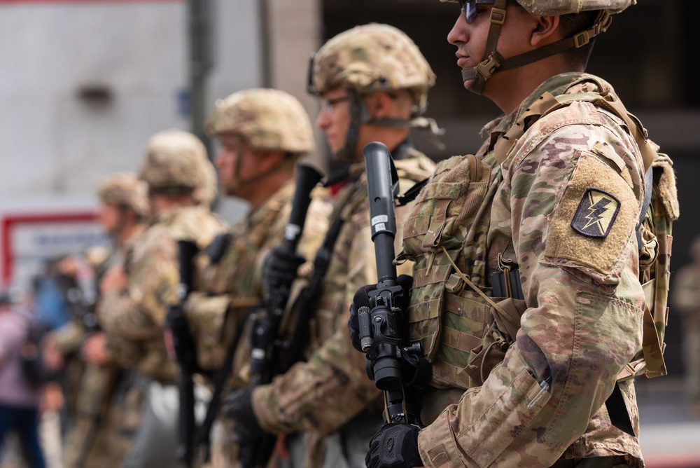 Як війська Національної гвардії Каліфорнії допомагають Україні на полі бою