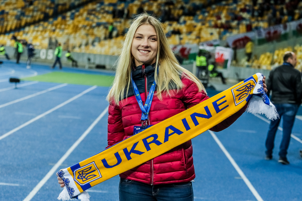 Зірка українського спорту Ольга Харлан виставила на аукціон свою унікальну Барбі