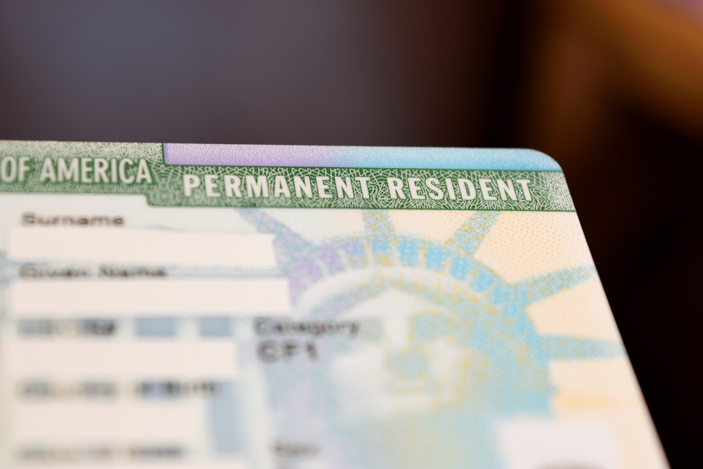 «Сімейна» грін-карта: хто з родичів громадянина або резидента США може її отримати