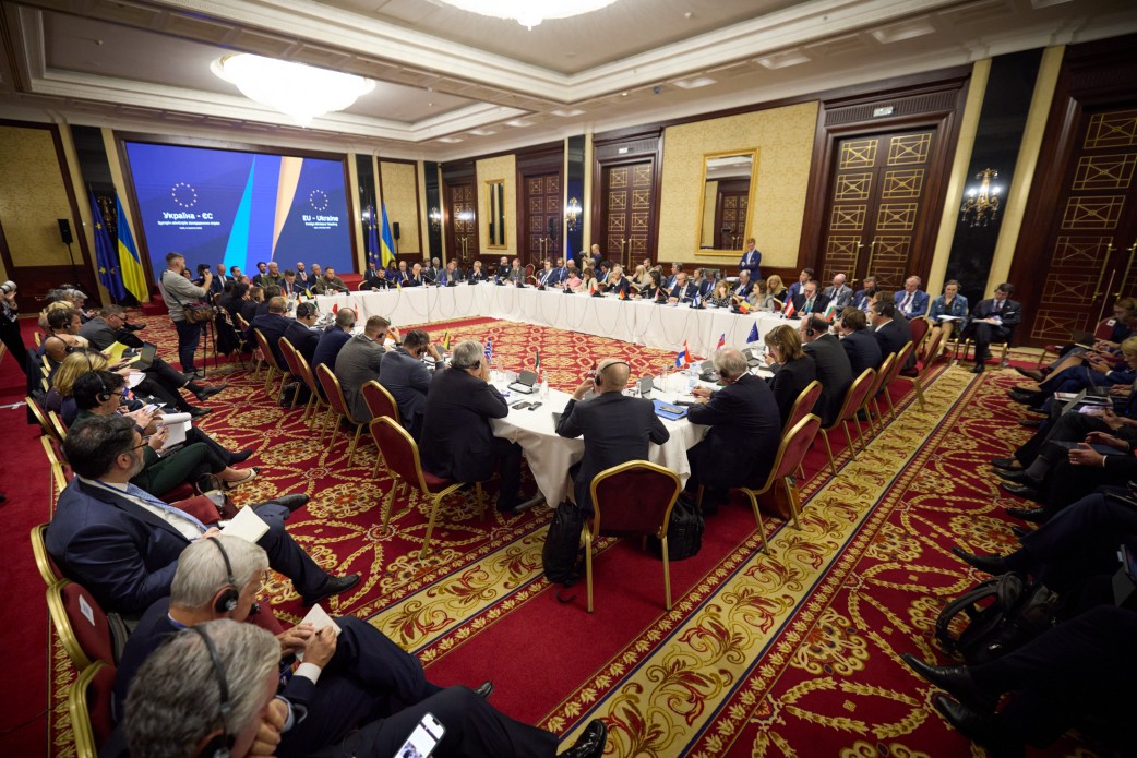 У Києві відбулася історична зустріч міністрів ЄС на тлі невизначеності з допомогою від США