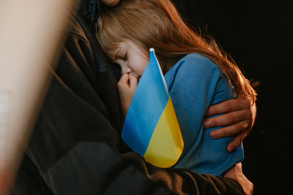 Катар допомагає повернути додому українських дітей, депортованих до РФ