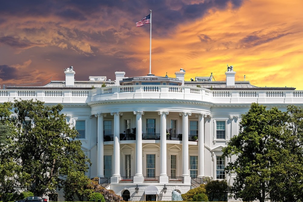 Українців у США закликають звертатися до Білого дому через масові атаки РФ