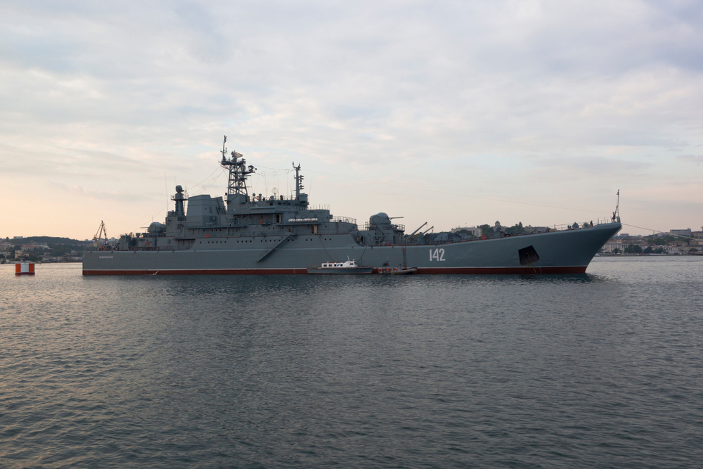 Україна знищила великий російський десантний корабель у Феодосії