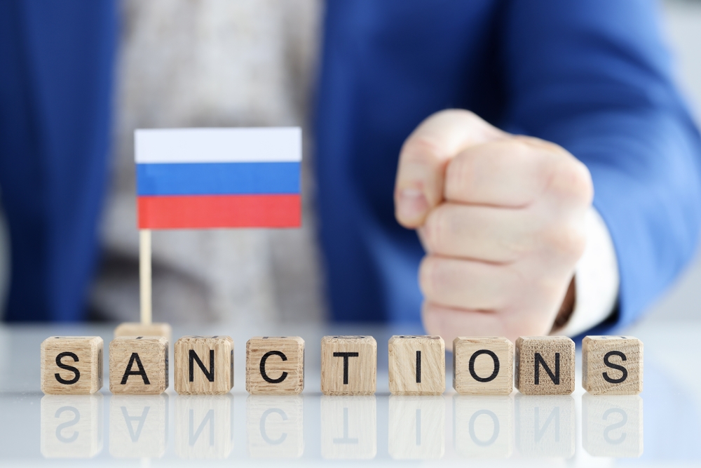 Байден підписав указ про посилення фінансових санкцій проти РФ