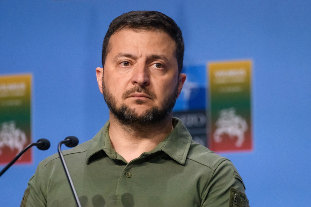 «Ми не відступаємо, я задоволений»: Зеленський прокоментував контрнаступ в інтерв’ю AP