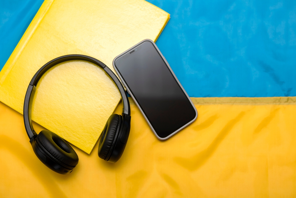 Створено аудіоантологію сучасної української поезії: як слухати безкоштовно за кордоном
