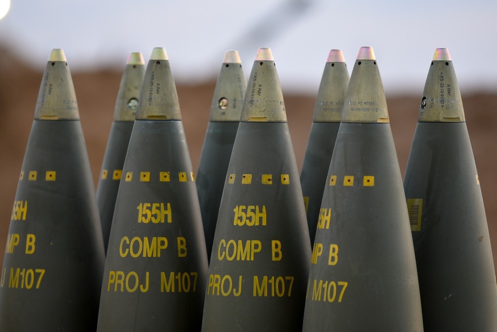 США відкрили завод з виробництва артилерійських снарядів для України