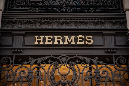 Сестри з України створили рекламне відео для бренду Hermès