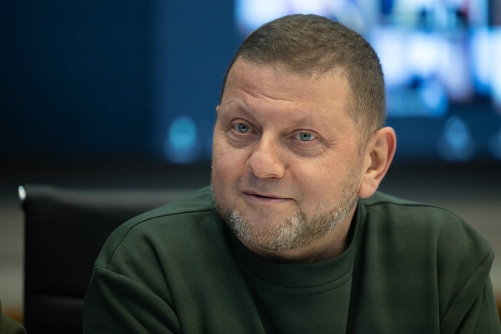 Залужний зворушливо привітав дружину з днем народження і показав спільне фото з Лондона