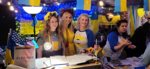 "Будемо боротися і переможемо": українці відзначили День Незалежності у Сакраменто "Будемо боротися і переможемо": українці відзначили День Незалежності у Сакраменто