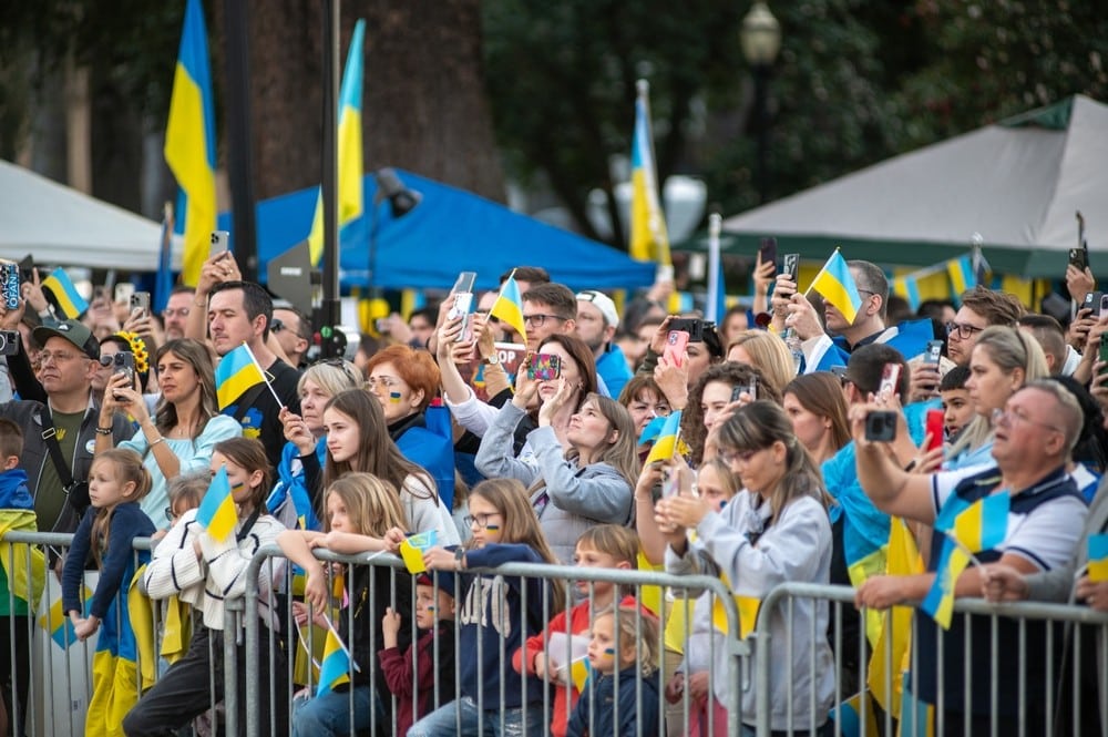 Більше американців хочуть, щоб США підтримували Україну стільки, скільки буде потрібно