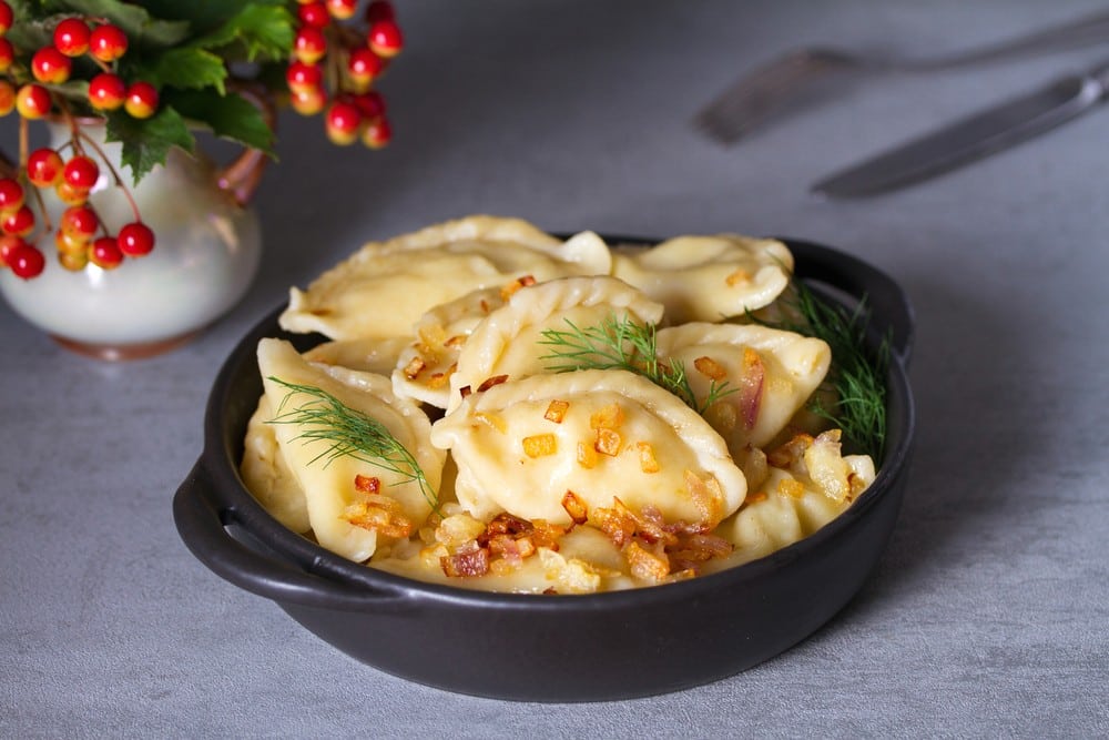 Чому у США українські вареники часто називають pierogi?