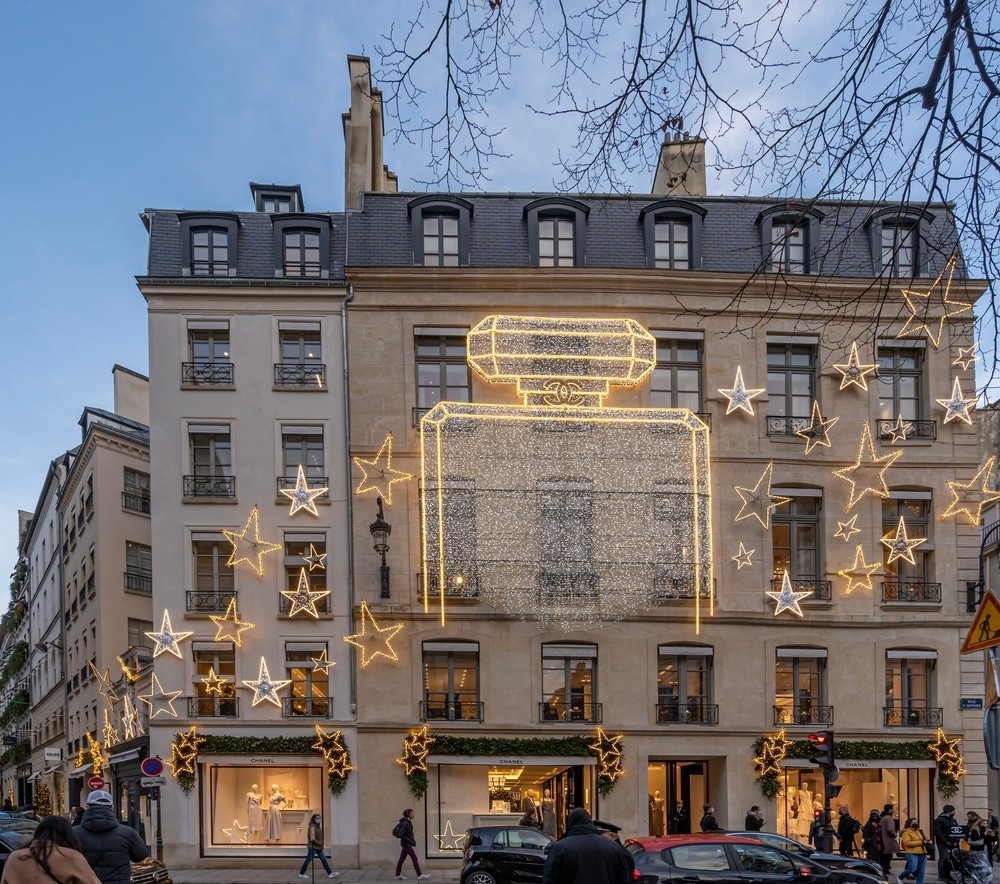 Український "Щедрик" лунає у різдвяній рекламній кампанії Chanel. Відео