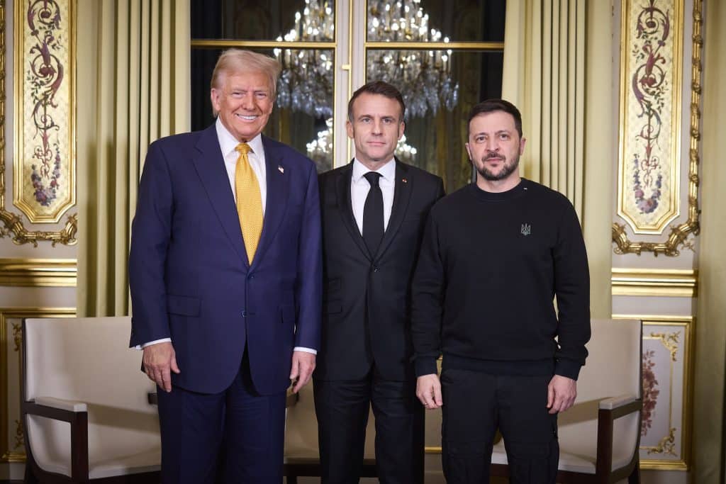 Трамп обговорив війну в Україні із Зеленським і Макроном у Парижі
