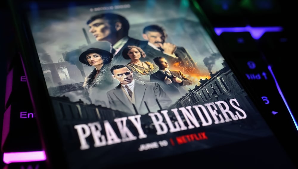 Бійці ЗСУ отримали унікальні подарунки від зірок серіалу Netflix