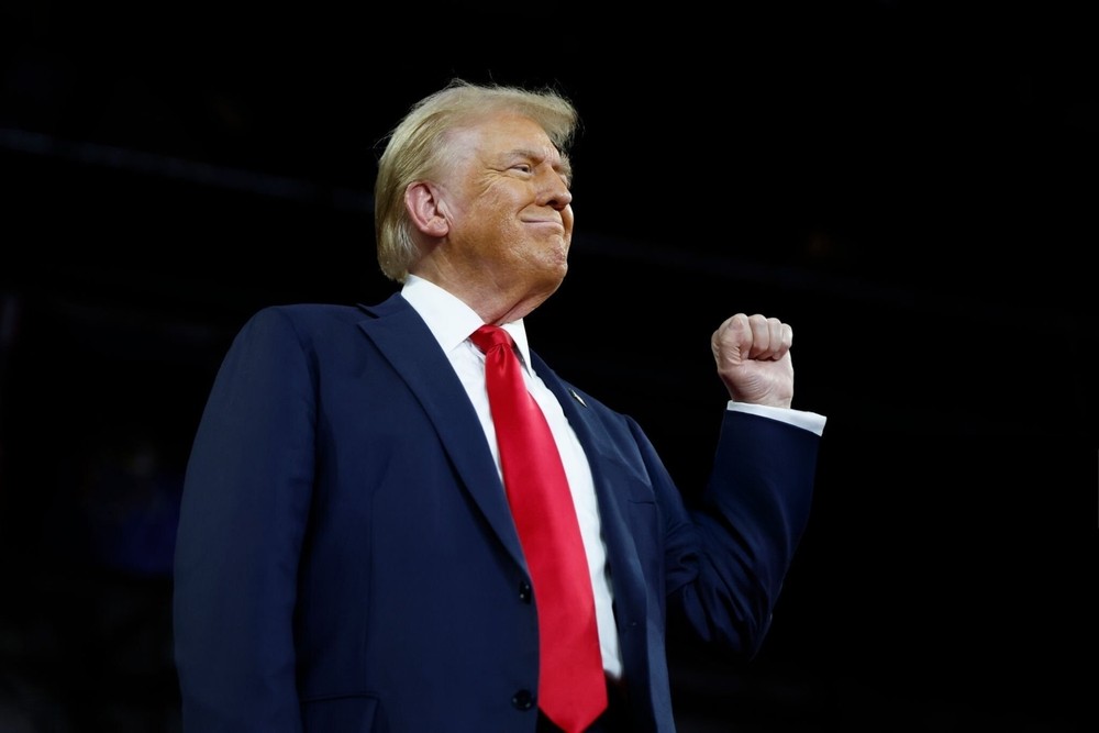 Дональд Трамп став "Людиною року" Time: його син висміяв Зеленського