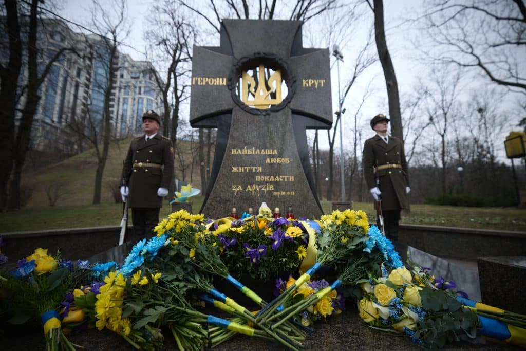 Україна вшановує пам’ять Героїв Крут: головне про героїчний бій 1918 року