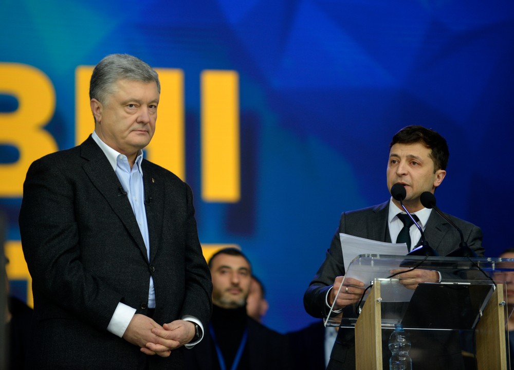 Зеленський запровадив санкції РНБО проти Порошенка: гучна справа