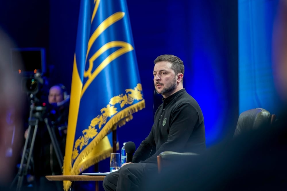 Зеленський: "Ми сподіваємось, що в червні 2026 року війни вже не буде"