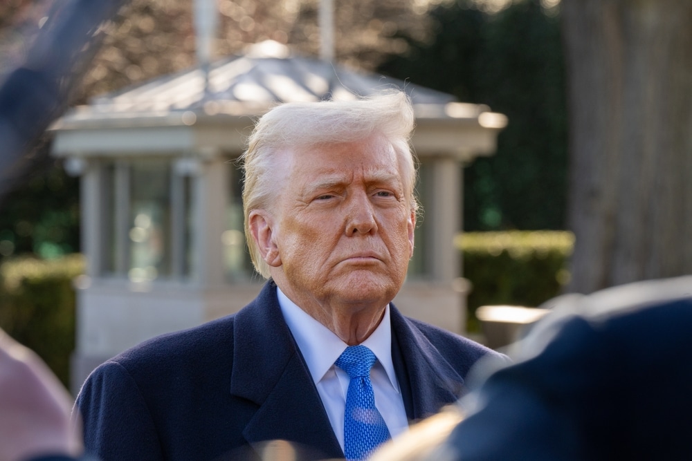 Трамп знову змінює позицію щодо війни в Україні: "Нехай домовляються самі"