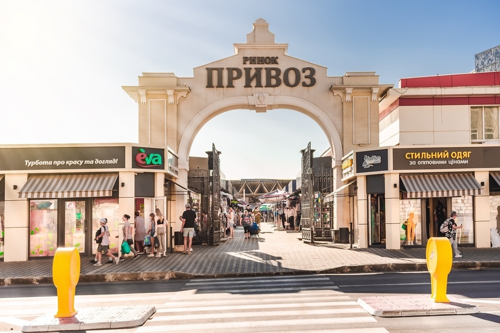 Росія вдарила по знаменитому одеському "Привозу" та Приморському бульвару