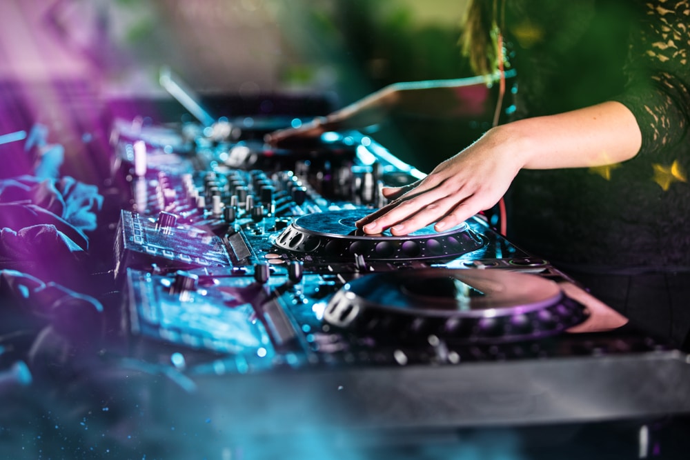 Три українські діджеї увійшли до світового рейтингу DJ Magazine