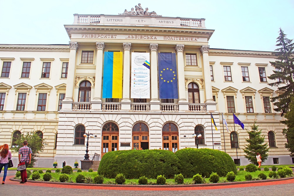 Науковці Львівської політехніки увійшли до 2% найвпливовіших учених світу