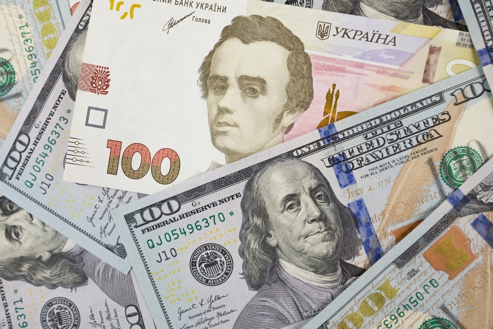 Як змінилися грошові перекази та витрати українців в інших країнах з 2022 року