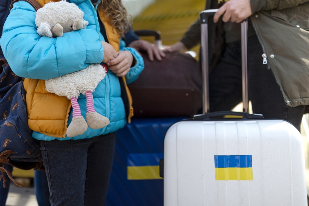 Українські біженці за кордоном можуть подати заяву про компенсацію за переміщення