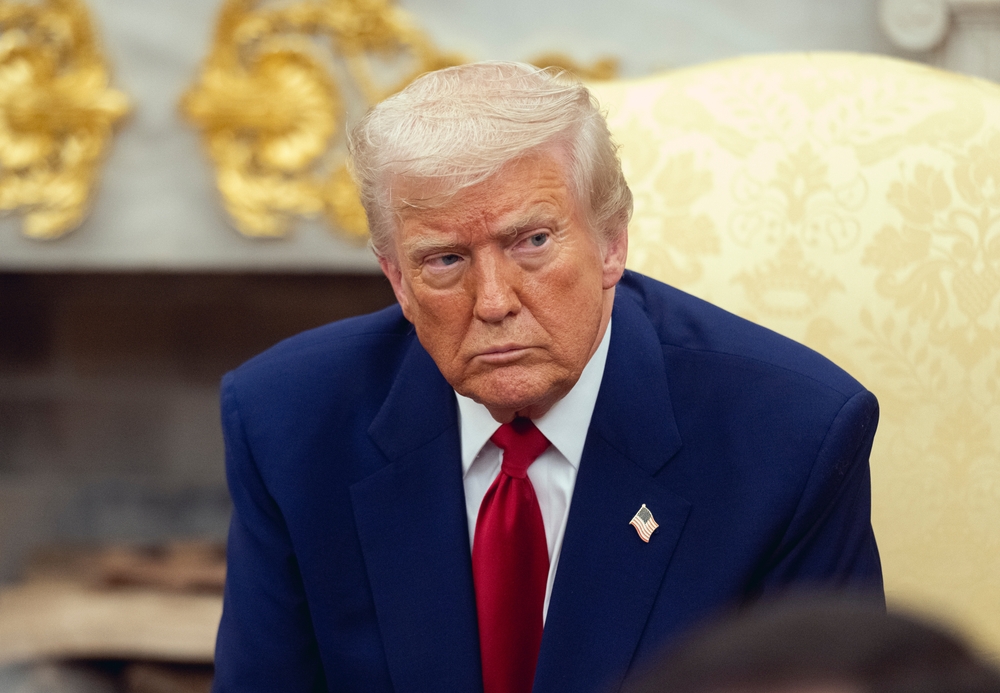 Трамп заявив, що Україна "не протрималася б і дня" без США і здивувався, що там досі живуть
